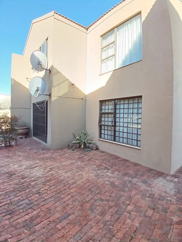 2 Bedroom Property for Sale in Sasolburg Free State